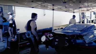 [Booster] And Dave Atkins
also made it to the next round. - Street Outlaws No Prep Kings Team Attack