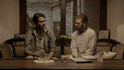 Booth had the very
same anger and rage. - The Gandhi Murder
