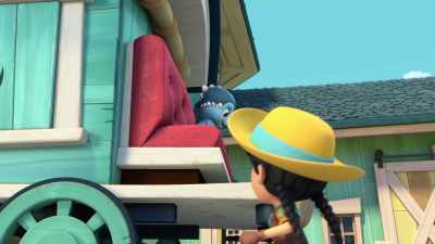 Bopper! [giggling nervously] - Dino Ranch