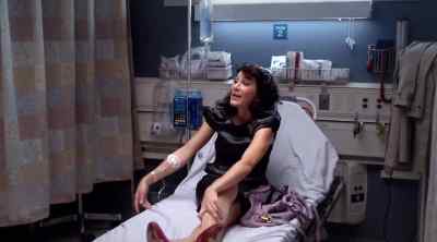 Bored. Need magazines. - Nurse Jackie
