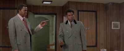 Boss, you trust this Negro here? - Shaft's Big Score!