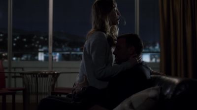 [both breathing heavily] - Ray Donovan