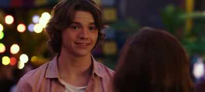 (BOTH CHUCKLING) - The Kissing Booth