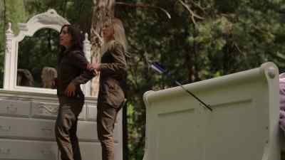 [both gasping] - Vanished in Yosemite