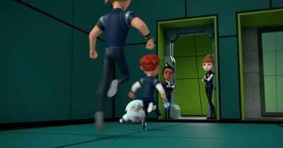 [both grunt] - Spy Kids: Mission Critical