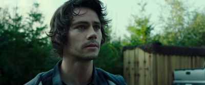 (both grunting) - American Assassin