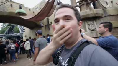 [both laugh] - Star Wars: Galaxy's Edge - Adventure Awaits