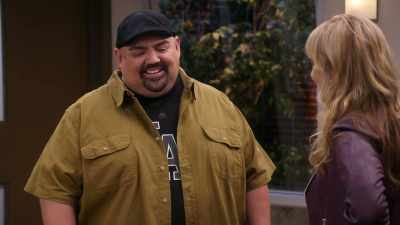 [both laugh] - Mr. Iglesias
