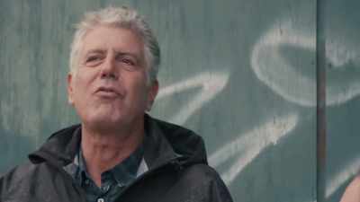 -[both laugh]
-...when I find myself - Roadrunner: A Film About Anthony Bourdain