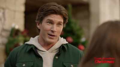[both laughing] - A Dash of Christmas