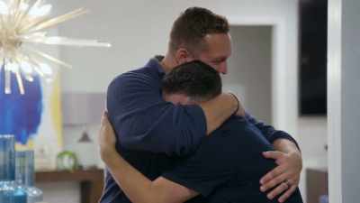 [both laughing] - Renovation Impossible
