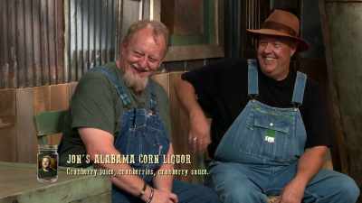 [both laughing] - Moonshiners: Master Distiller