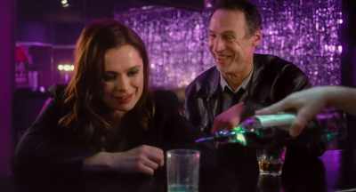 [both laughing] - Cabaret Maxime