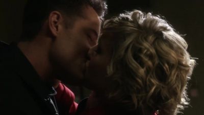 Both: Oh. I love you. - Smallville