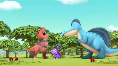 (both roaring) - Dino Ranch