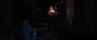 [both singing]
Happy birthday to you - Annabelle Comes Home