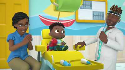 [both singing]
♪ Open wide and smile ♪ - CoComelon Lane