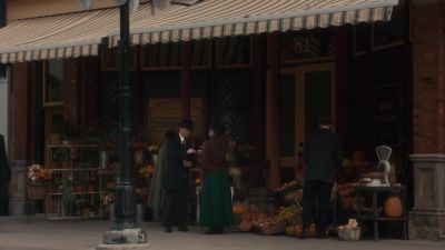 [both speak french] - Murdoch Mysteries