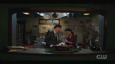 [BOTH SPEAKING CHINESE] - Kung Fu