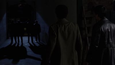 Bottle rattles Artie Oh look who's here - Carlito's Way: Rise to Power