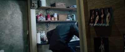 (BOTTLE SHATTERS)
(MAN GROANS) - Vendetta