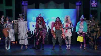 - [Boulets] Exactly, same.
- And anytime you can work - The Boulet Brothers' Dragula: Titans