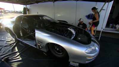 Bowman outran him.
We're gonna outrun him, too. - Street Outlaws No Prep Kings Team Attack