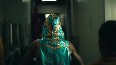 Boxing fans, - Catch the Fair One