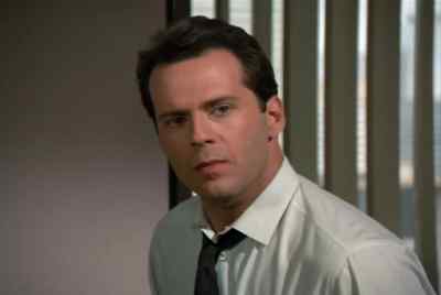 Boy, are you one tough customer. - Moonlighting
