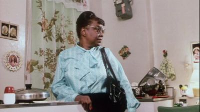 Boy didn't marry her for her cooking - The Brother from Another Planet