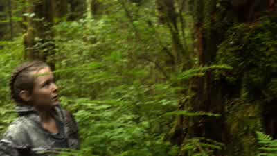 Boy: Get her. - The 100
