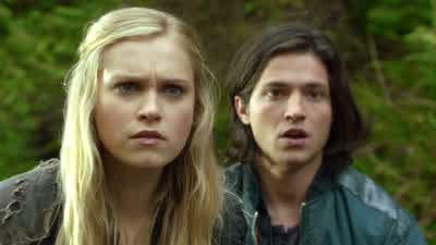 Boy: Get out of the water now! - The 100