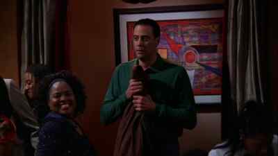 Boy, it's crowded. - Everybody Loves Raymond