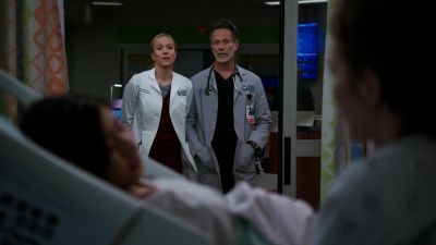 - Boy, is she lucky.
- Oh, absolutely. - Chicago Med