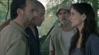 Boy there's got a gang, 30 men. - The Walking Dead