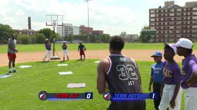BOY: "W", "W", "W". - Harlem Globetrotters: Play It Forward