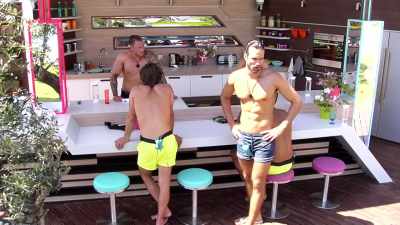 (BOYS GROANING) - Love Island