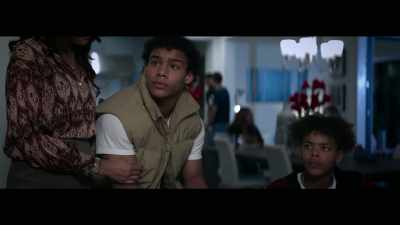 Boys, this is my daughter, Joanna. - The Stepdaughter 2