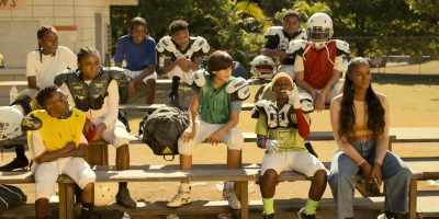 - (BOYS LAUGH)
- DWAYNE: You that same guy - The Underdoggs