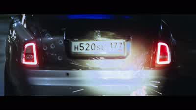 Boys, you mind? - Resident Evil: Retribution