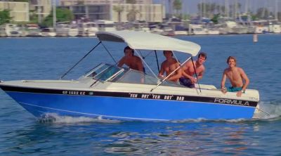 [BOYS SHOUTING] - Baywatch