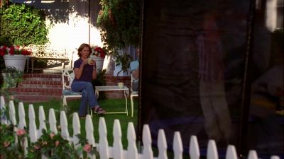 [ BOYS YELLING ] - Desperate Housewives