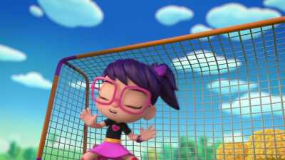 Bozzly coming down field!
Ready to score! - Abby Hatcher