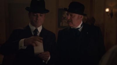 Brackenreid:
The bedford park hotel. - Murdoch Mysteries