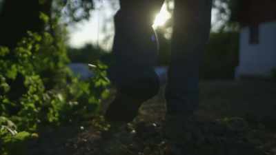 Bradberry: THEY DECIDED
TO LAY A TRAP. - Hometown Homicide