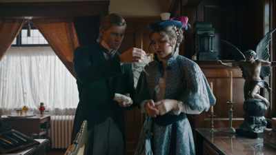Brady recalls - Gilded Newport Mysteries: Murder at the Breakers