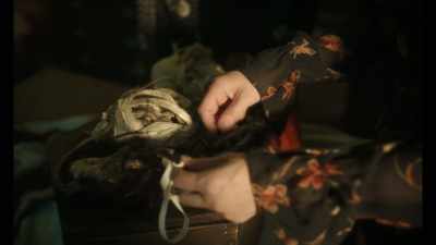 Braid it in. - Anne Rice's Mayfair Witches
