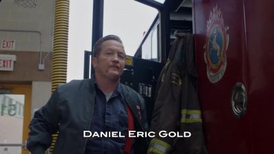 [brakes hiss] - Chicago Fire