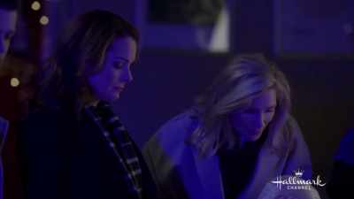 [brakes hiss] - Sister Swap: A Hometown Holiday
