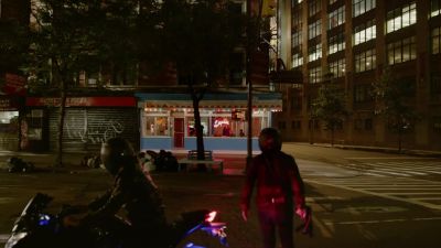 [brakes squeal] - Mr. Robot